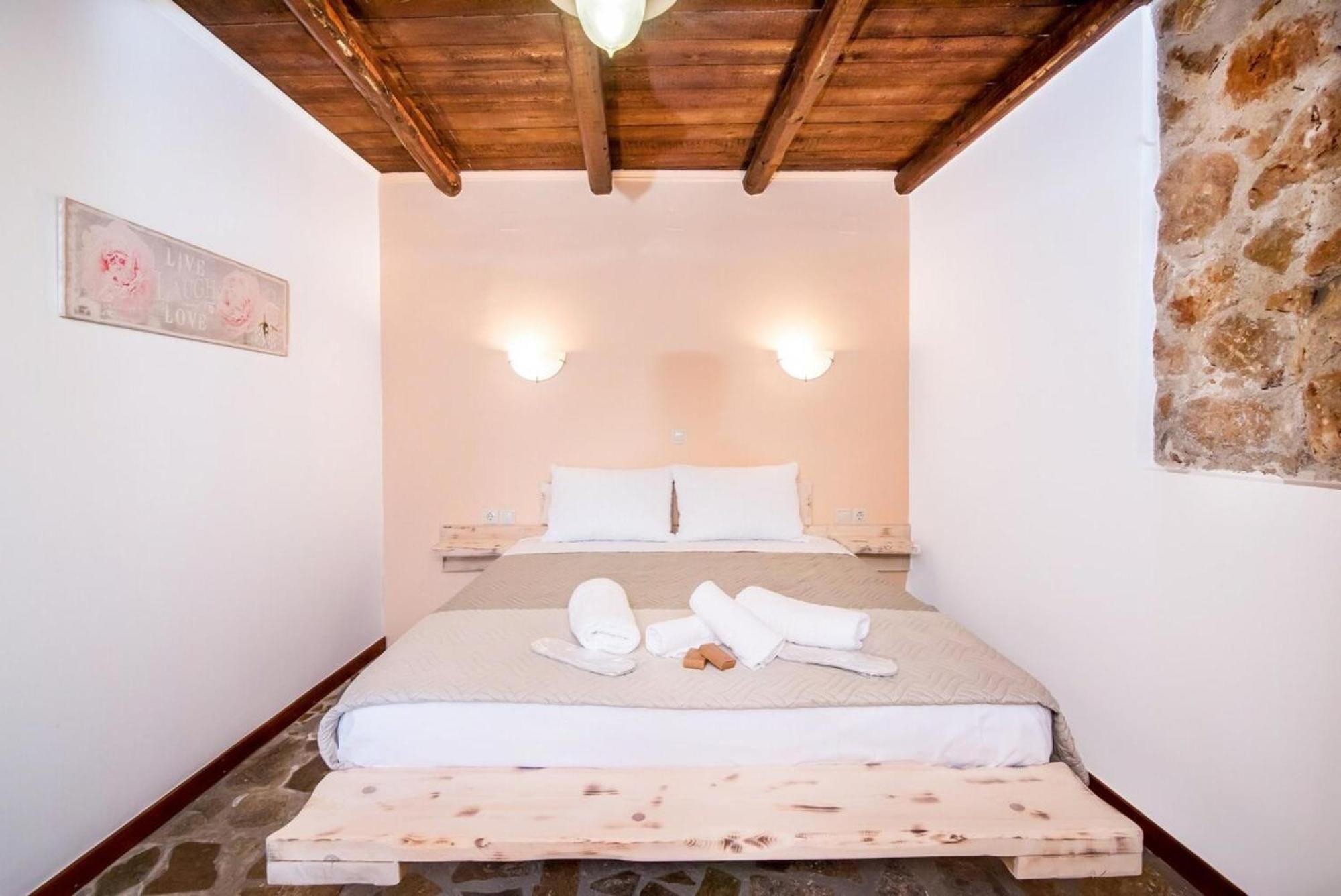 Villa Akrolithos With Private Pool Chania  Exteriör bild